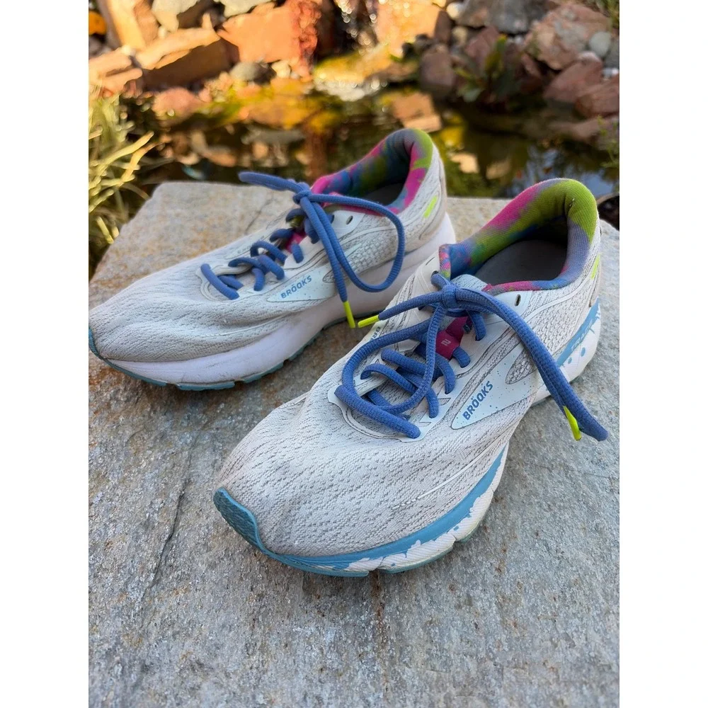 Brooks Trace 2 Womens Running Shoes White Blue Tie Dye 1203751B130 Size 8